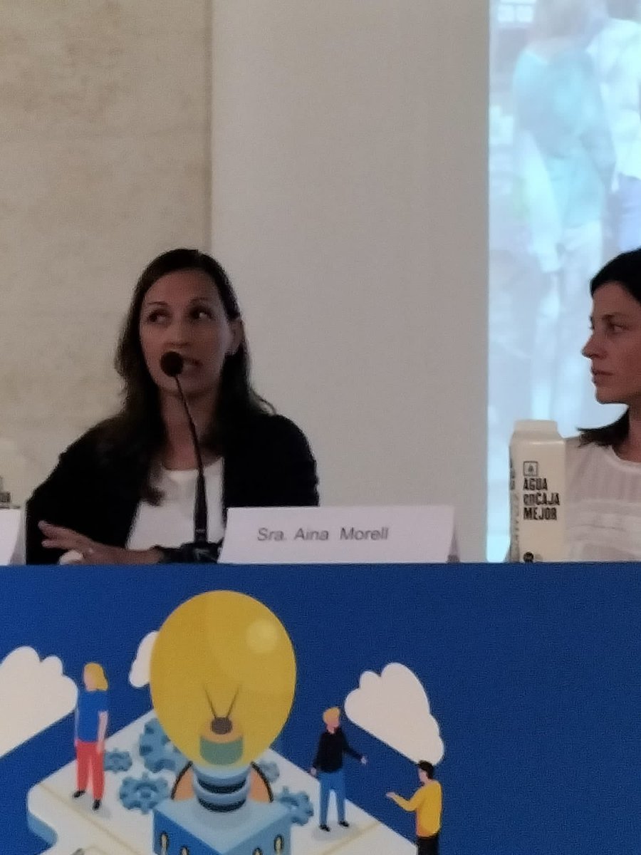 CsMigjorn's tweet photo. Avui na Joana Maria Borel, TCAI del nostre CS, ha participat a la taula rodona 3 de la Jornada: Construint comunitats inclusives i protectores amb les persones majors adultes (IMAS), explicant en què consisteix la ruta saludable. @TCAEsAPMallorca @apmallorca #rutasaludable https://t.co/fX5DJ1ROkP
