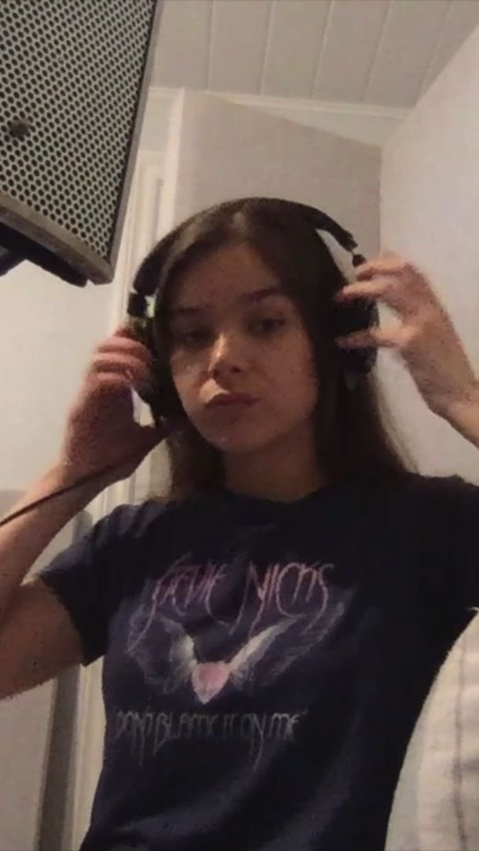 haizfrt's tweet photo. Hailee music https://t.co/YHxNRQ5fV8
