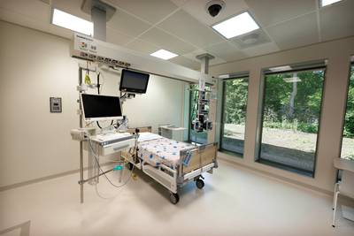 Radboudumc houdt open dag met plasparcours, zwemmen in IC-bad en rondleiding helikopterdek gelderlander.nl/nijmegen/radbo…