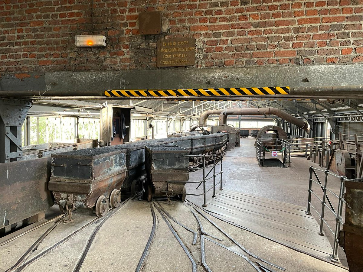 LyceeRothschild's tweet photo. Des élèves de Première bac pro ont découvert la mine d'Arenberg et le Centre historique minier de Lewarde, dans le cadre d'un projet autour de Germinal. https://t.co/l99DphzUJ1