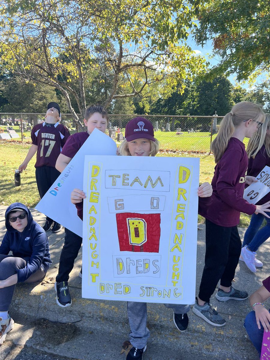 MrsNorrisclass's tweet photo. Dexter homecoming parade! Go Dreads! https://t.co/jUdpExyfv1