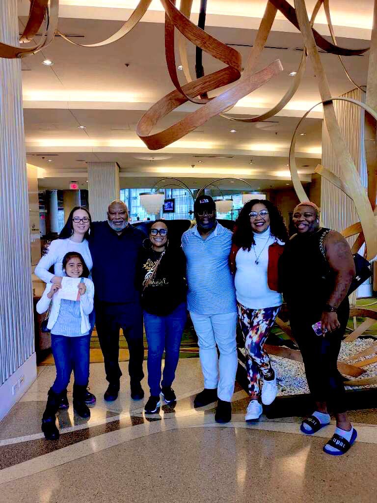 RJEpiOBWarrior's tweet photo. Thanks so much @TheNavig80r for your heart, leadership, magic, power, compassion, love, and light. We are family! @tamilan914 #Amanda #CommunityLeader #DrJanellePalacios #CommunityChild #DrArtJames
I did not know how much I needed, deserved, & desired all this π€π€!! https://t.co/PfR7c5aWmO