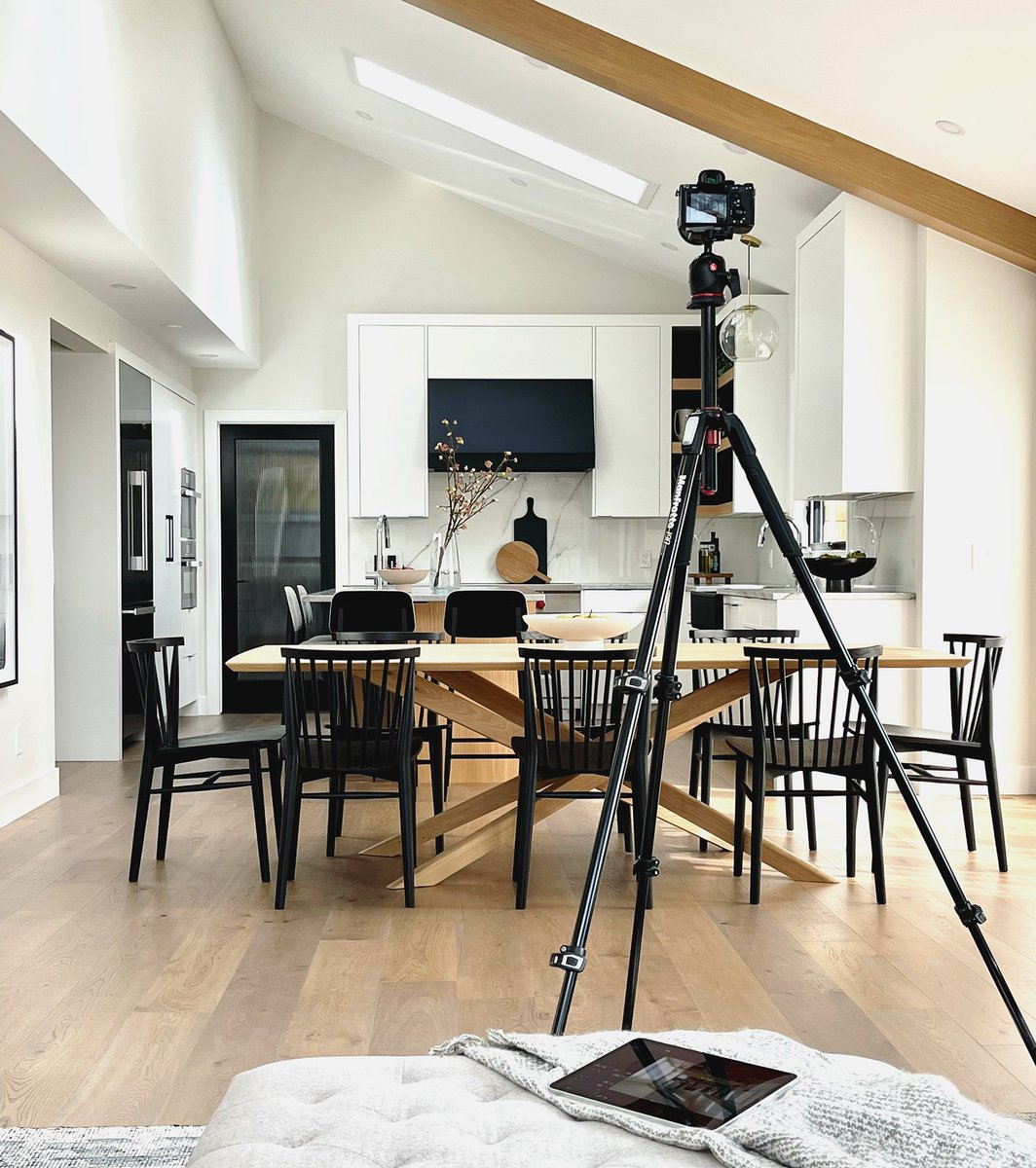 CatalystBuilds's tweet photo. Behind the scenes shot with MJay Photography and Lori Sellmer Design. 🙌🏼 #renovation #design #customhome #yychomes #yycdesign https://t.co/75aoDlsKeD