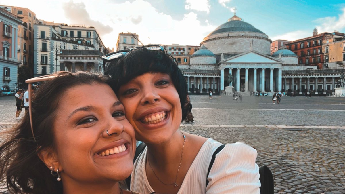 holdvinzay's tweet photo. Infatti non gli somiglia minimamente 🥰 https://t.co/NhphdARoyk