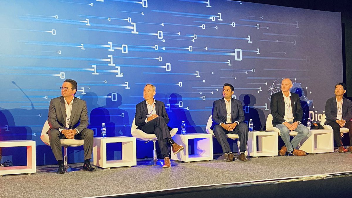 ftthcouncilapac's tweet photo. Let's throwback to yesterday's great panel discussion in Cape Town, South Africa, with photo from DIGITAL COUNCIL AFRICA's Conext 2022 conference on th Global Trends of Fiber deployment, Challenges &amp; Opportunities https://t.co/tsS1NUdMxP