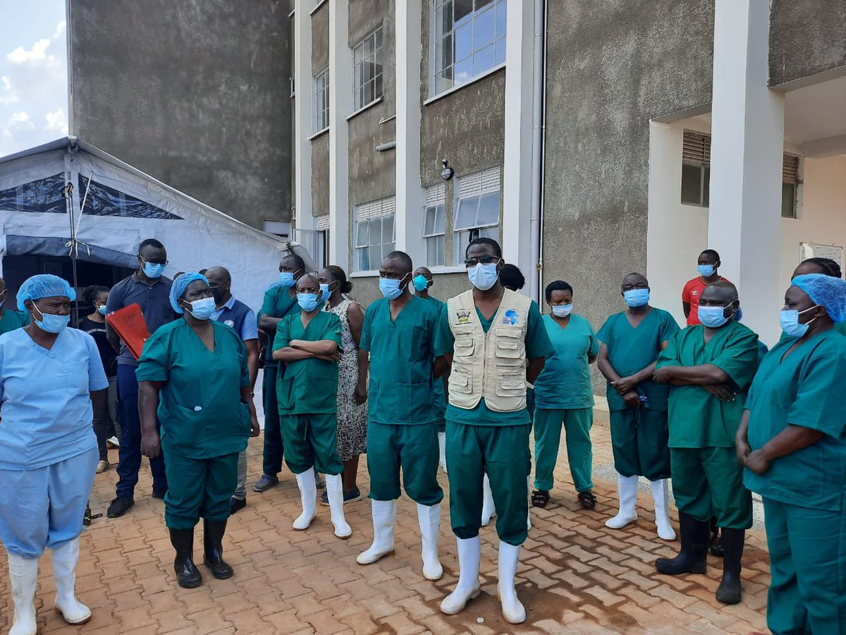 JaneRuth_Aceng's tweet photo. Glad to discharge two survivors of Ebola at Mubende Regional Referral Hospital today. Unfortunately one of the recovered patients lost his wife and child to #Ebola. May their souls rest in eternal peace. https://t.co/P8n67OAMq7