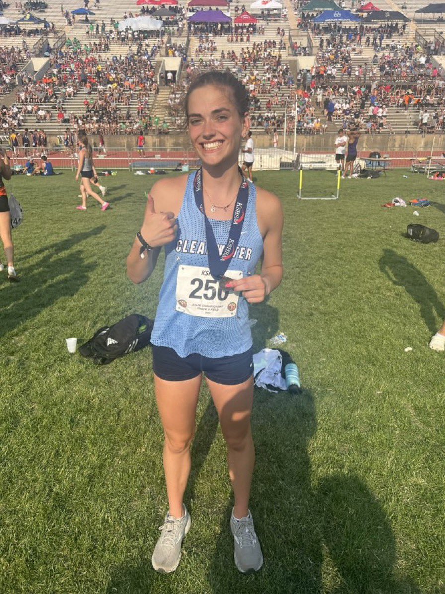 Sports in Kansas tweet media