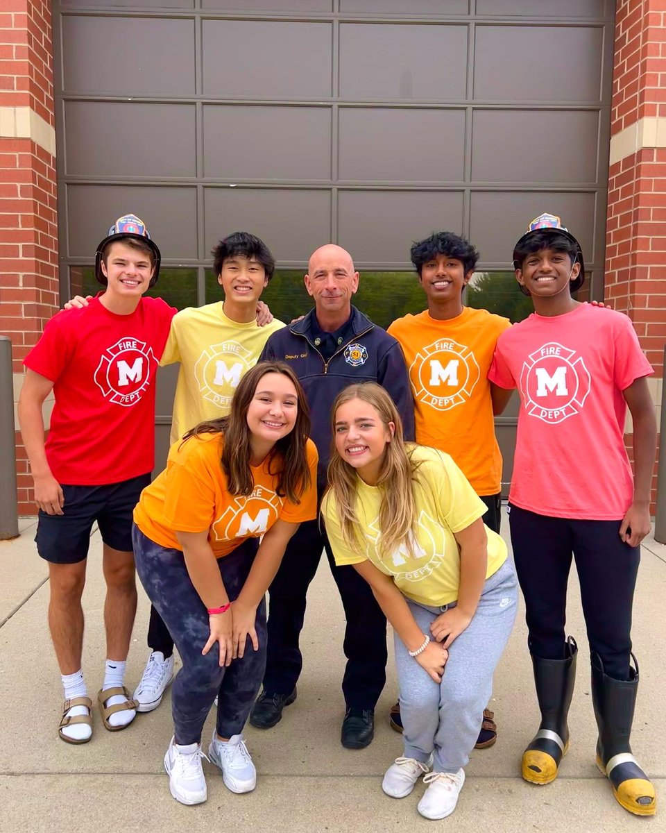 thecometzone's tweet photo. ON SALE NOW!!!🚨🚨Come down to the CZ to get your 2022 Homecoming shirts! Only $13! Get them before they are gone! 🚒☄️👨‍🚒🔥 @bobby__dodd @MasonSchools @MasonHSComets @cooperlearns @ https://t.co/jLCApiu4H5