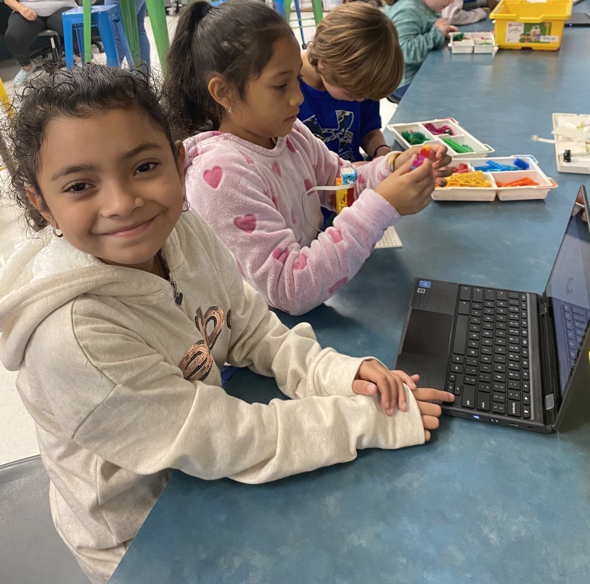 Amanda Hansbrough tweet media