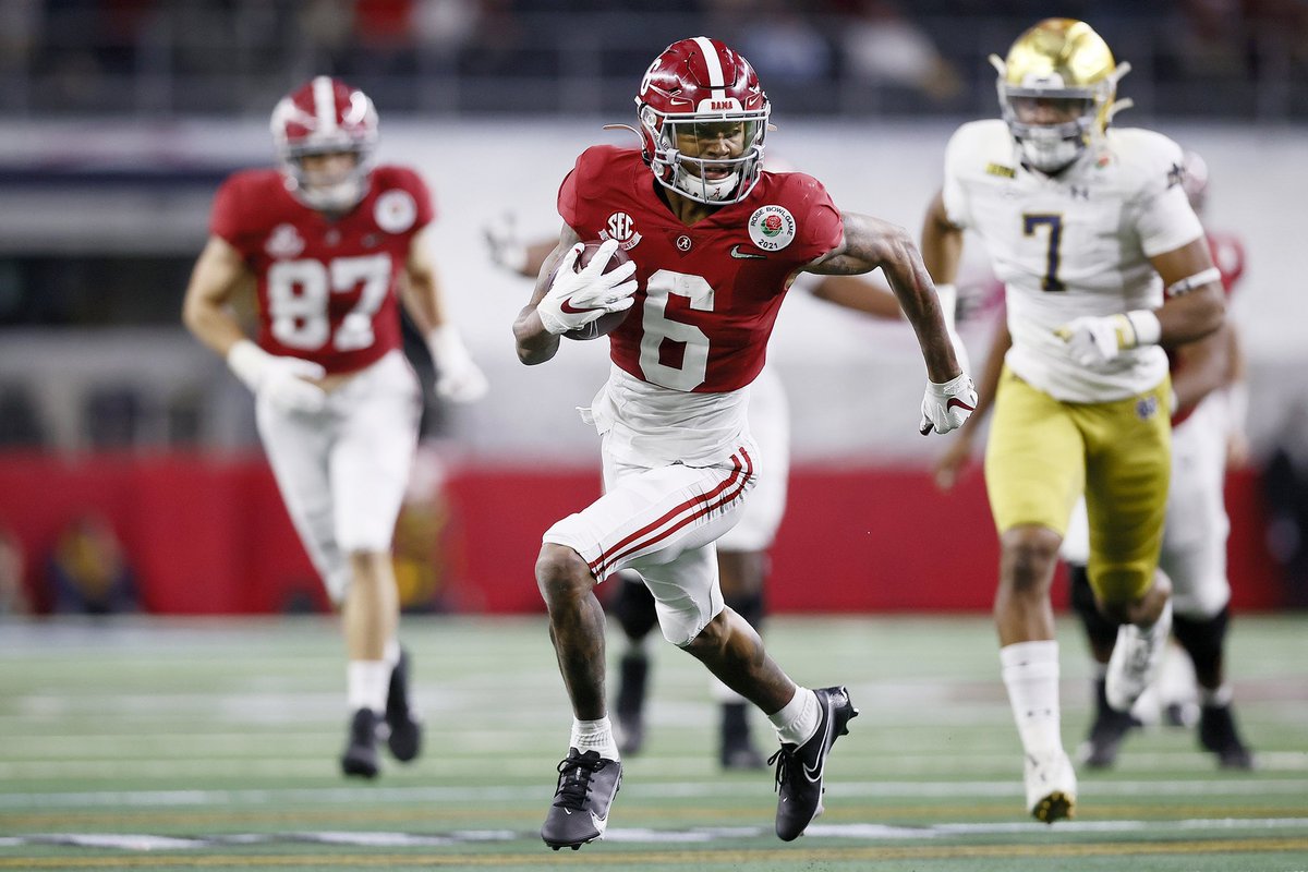 JadenReddell's tweet photo. After a great talk with @freddierch8 I am extremely blessed to have received an offer from the University of Alabama! https://t.co/kihSI092Wj