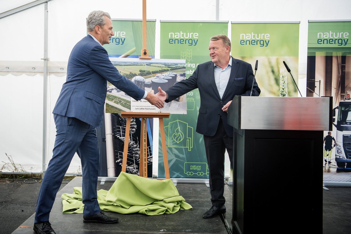 Stor tak til @larsloekke der indviede Nature Energys første biogasanlæg på Sjælland. Med anlægget i Køng øger vi andelen af danskproduceret, grøn biogas, og vi kommer tættere på at blive uafhængig af russisk naturgas. Vigtigt for både forsyningssikkerhed og klima #dipol #dkgreen