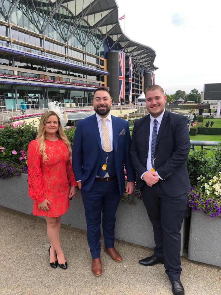 EREProperty's tweet photo. A day at the Ascot Races!🏇

The ERE team attended the Ascot Races today accompanying GetGround. 

We hope everyone had a great time!

We are excited for more wonderful events with GetGround. https://t.co/l8VNtq4jDr