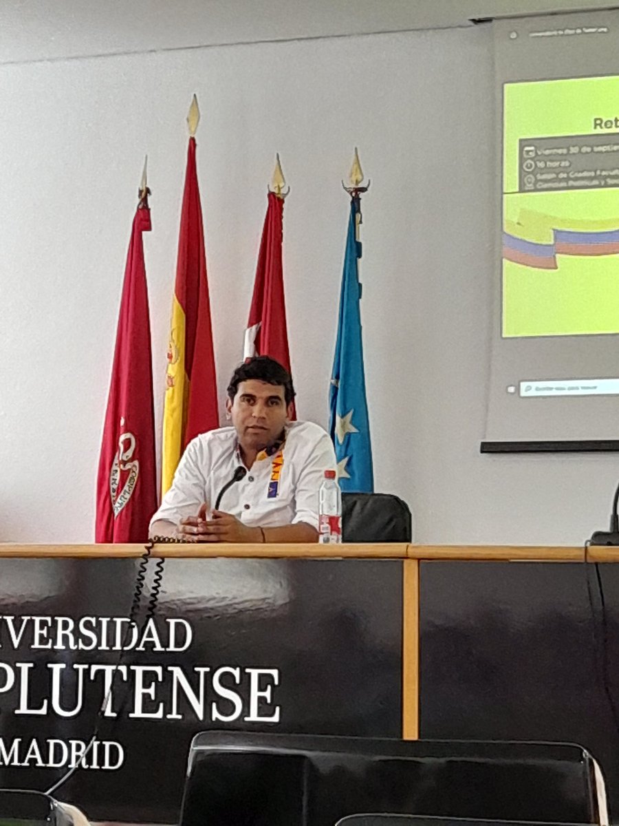 mandia_rub's tweet photo. @DavidRacero @unicomplutense Extraordinaria cercanía y claridad de @DavidRacero.

Agradecer también a la organización (lxs compañerxs de @RevistaPCritica) y al profesor @Jeronimo_Rios_

#PazTotal para #Colombia. Un reto que trasciende una legislatura pero que se alcanza sólo si se ponen las primeras piedras. https://t.co/gFi1sTD6cd