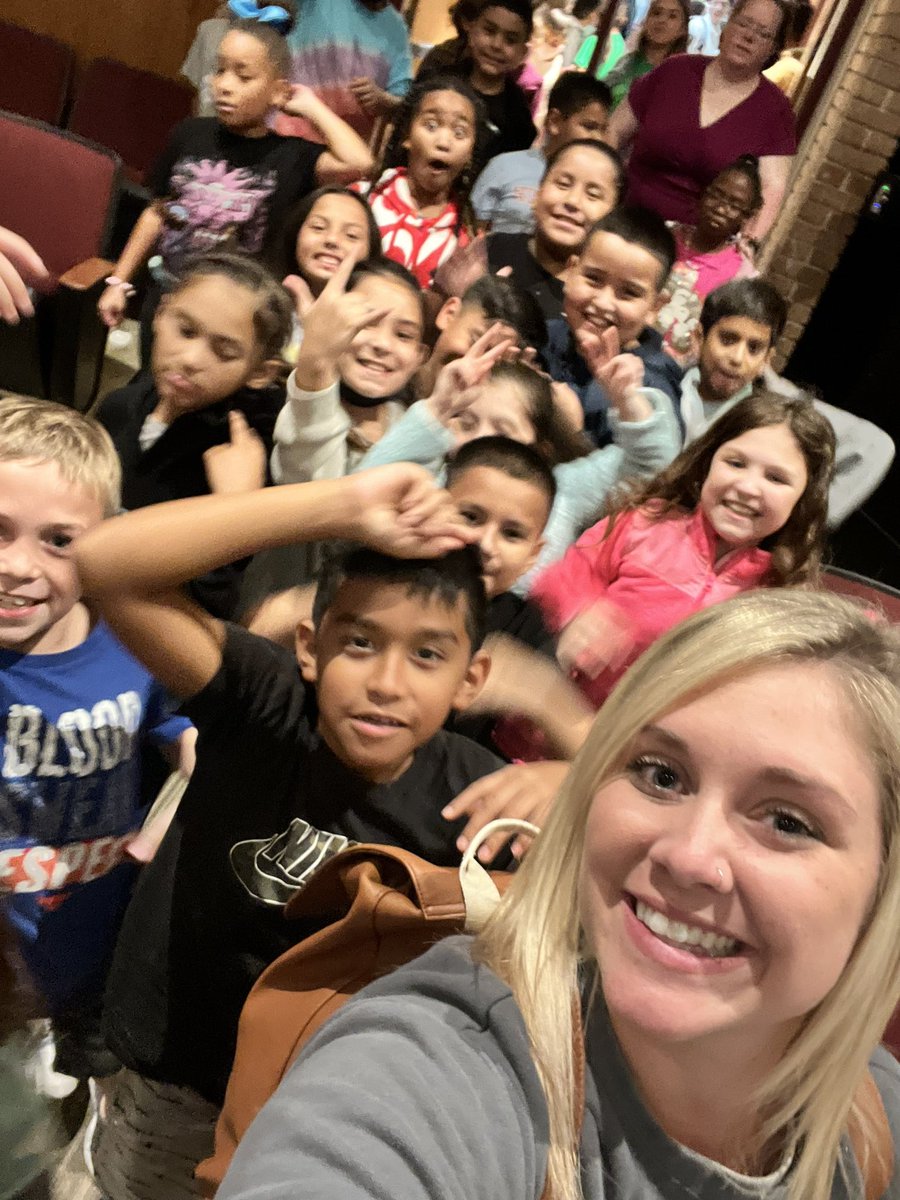 #4thgrade students from #ruthes are PUMPED to be at <a href="/MesquiteHS/">Mesquite High School</a> for the symphony!