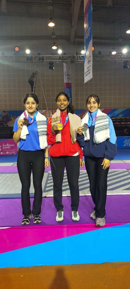 SAI_Patiala's tweet photo. #Fencing 🤺Update 🚨
Day 1 - Result 
 #SAI Patiala NCOE Athletes in on going 36th National Games at Gandhi Nagar,Gujarat .
Event- Sabre Womens Team🤺🤺🤺
🛑 #Beni Queba won🥇medal .
🛑#Sanya won 🥈medal .
🛑 #Kritharti won 🥉medal. https://t.co/7PhpkEVHrr