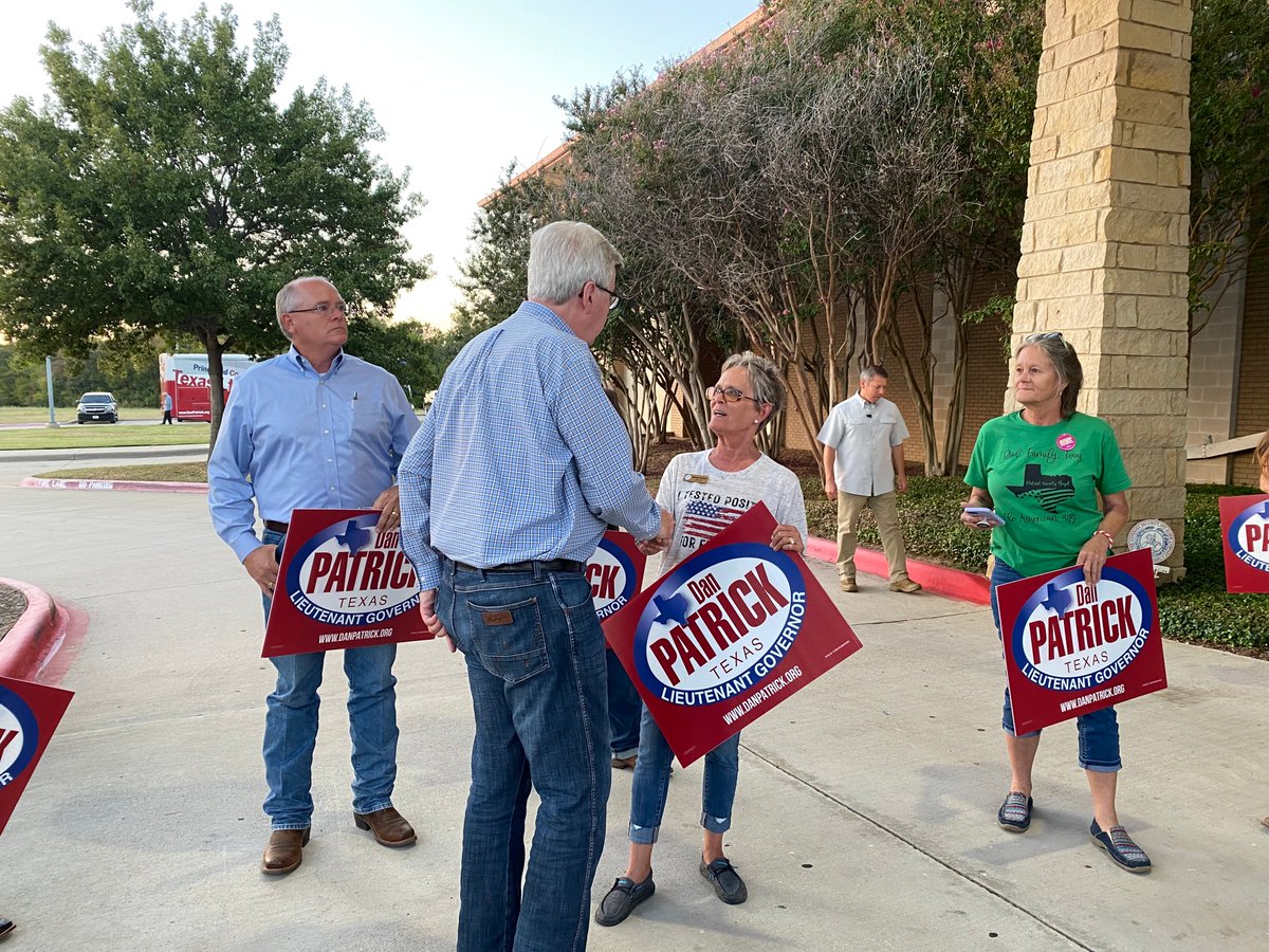 DanPatrick's tweet photo. I ended the night at the Conference Center in Decatur to get the community energized for election season. Conservative policies ensure the Lone Star State remains strong and as we know, the world needs a strong America and America needs a strong Texas!
#PatrickBusTour https://t.co/nPwESygMnv