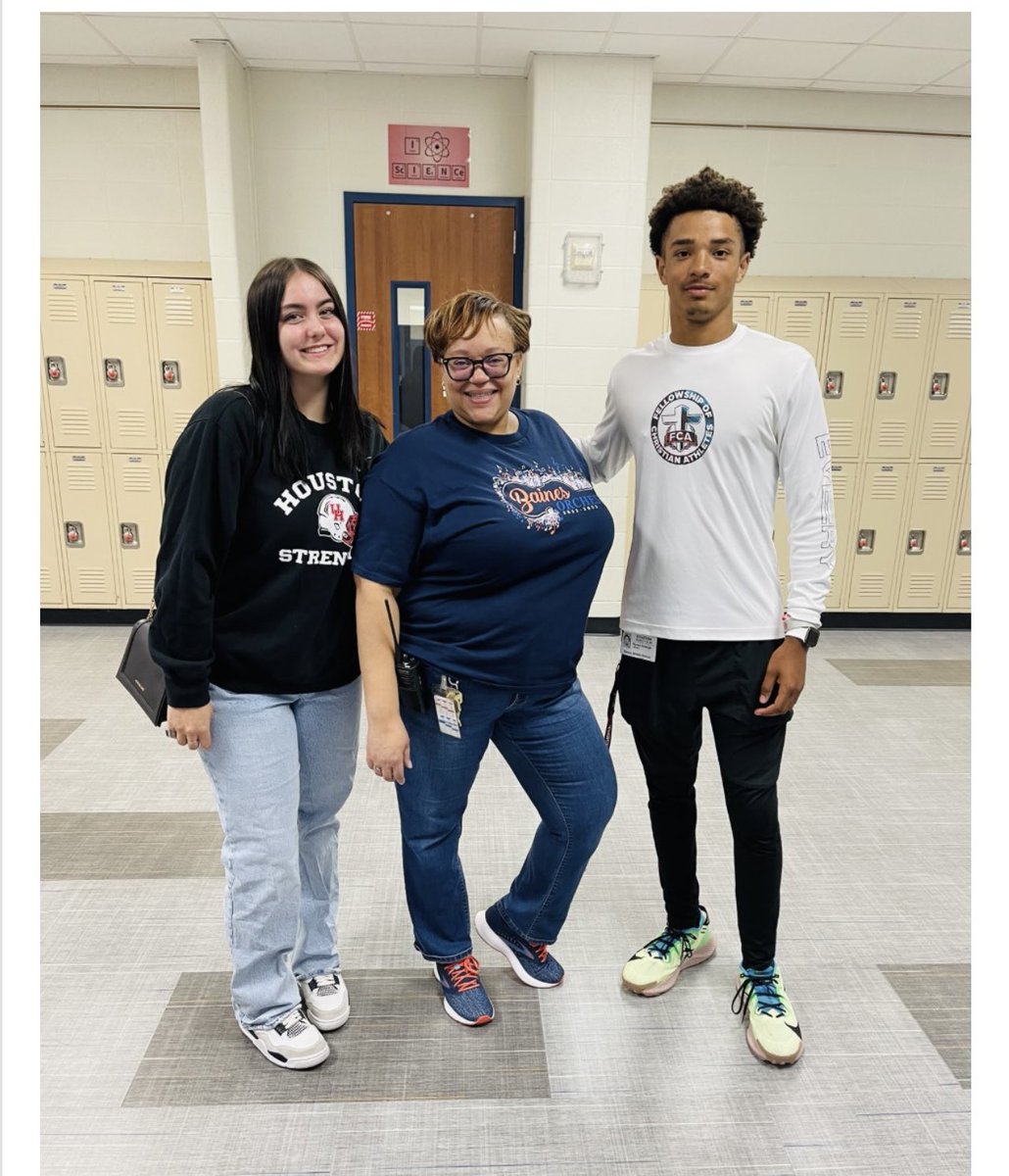 Elizabeth Williams (@principalewill1) on Twitter photo Thank you to Mia McCadam and Byron George <a href="/RPHS_FCA/">Ridge Point FCA</a> for coming out to speak with our <a href="/BMSLonghorns/">Baines Middle School</a> We appreciate these <a href="/RPHS_Panthers/">Ridge Point HS</a> Thank you to Mia McCadam and Byron George <a href="/RPHS_FCA/">Ridge Point FCA</a> for coming out to speak with our <a href="/BMSLonghorns/">Baines Middle School</a> We appreciate these <a href="/RPHS_Panthers/">Ridge Point HS</a>