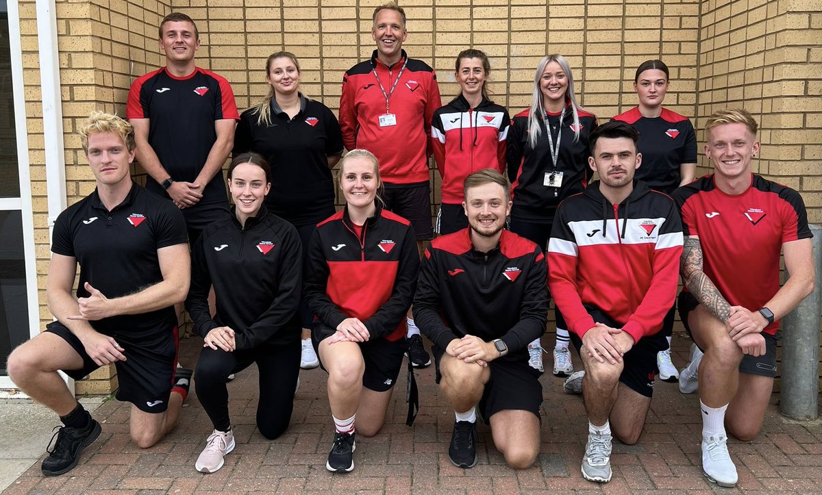 It has been a great week! Well done to so many who have been involved with fixtures and clubs plus those who supported us on open evening. Have a great active weekend 👏👏
#TeamVandyke