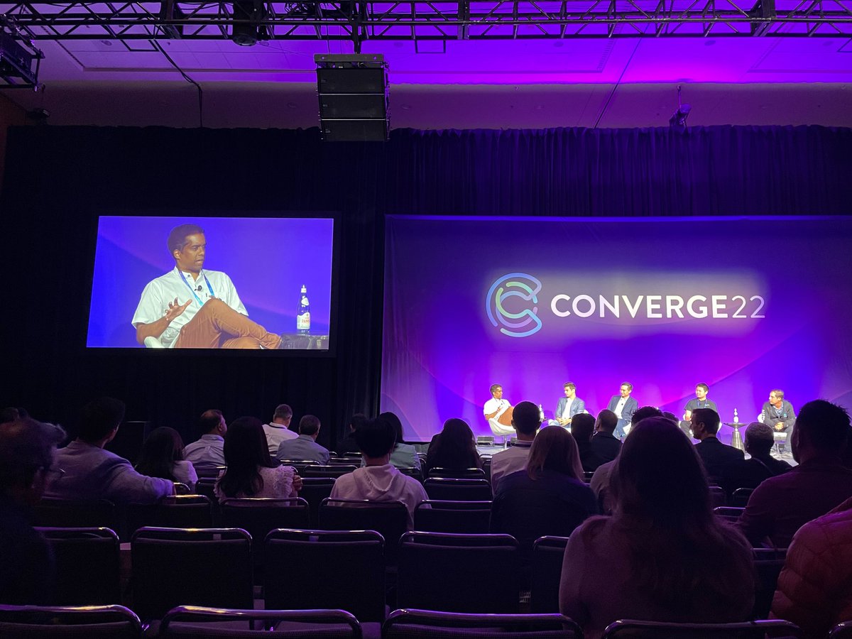 Uniswap's tweet photo. From @SALTConference and @MessariCrypto Mainnet to @token2049 and @circlepay's Converge— we’ve been all over the world this month meeting the crypto community 😎

What conference are we all going to next? ✈️ https://t.co/mR3QhZfqpT