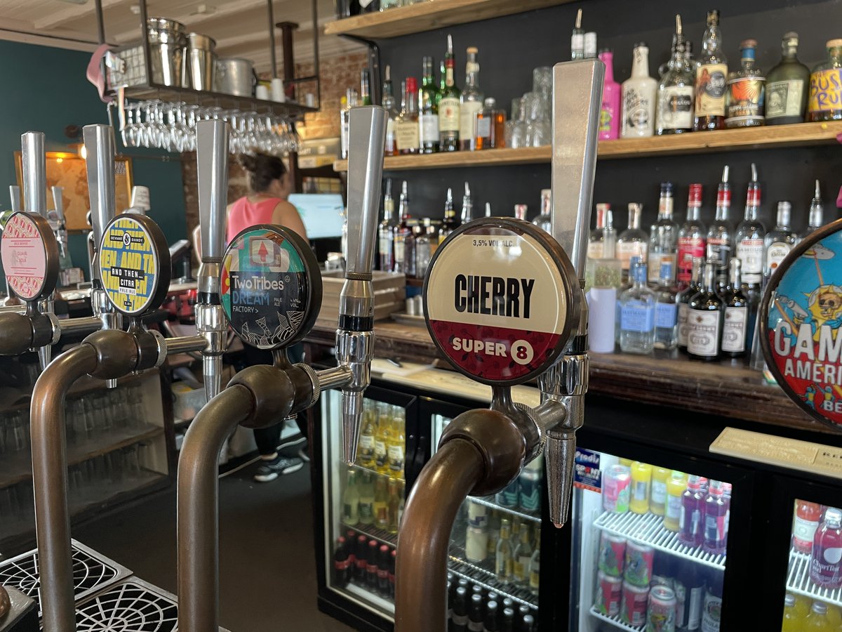 We made it to the weekend... so let's raise a glass of our brand new SUPER 8 Cherry 🍻

We headed over some of the to <a href="/wearepublove/">PubLove</a> bars in London for a pint and by the looks of it, you guys love it just as much as we do!