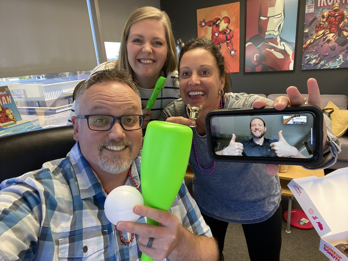 6STRONGMEDIA's tweet photo. Celebrating the finale of a major project! Nothing says fun like mini trophies, in-office baseball, "Mary Had Little Lamb" renditions on the recorder, and donuts. Go team! #funfilmcrew https://t.co/uA40bFSLPI