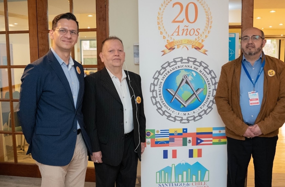 GranOrDeChile's tweet image. XI° ENCUENTRO CIMAS
Santiago de Chile, del 28 al 1° de octubre de 2022, e.·. v.·. Organiza – El Gran Oriente De Chile 
cimas-masoneria.com 

Jueves 29 de septiembre 2022.
#CIMAS #GranOrienteDeChile #FASCREAA #Masonería #MasoneríaChilena #EncuentroCIMAS2022