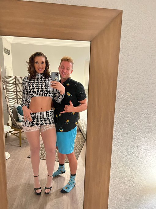 Watch Mandy Waters's leaked NSFW photo on TwXstars