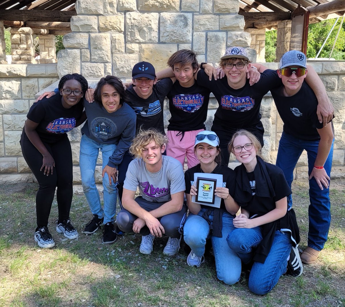 OlatheEngineer's tweet photo. @ONW_Electrathon went to High Plains ElectroRally hosted by @FortHaysState &amp; @TSECooperatives. The new team worked hard together to keep their car going and won the Spirt Award. They will be designing and building a brand new car to use for the Spring Racing series.  @Olathe21st https://t.co/33YCWgucgG