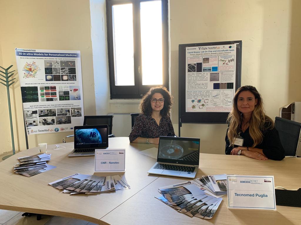 AttractSmile's tweet photo. Meeting our #TITAN and #TecnoMed #Researchers at the #EuropeanResearchNight initiative of 
@TecnoMed_Puglia
! #Enthusiasm of youngest people is always inspiring!
#SalentoBiomedicalDistrict
#ERN2022 
@OpenSciTalk 
#OpenScience 
@CnrNanotec
@CNRsocial_ https://t.co/ntVevyegsH