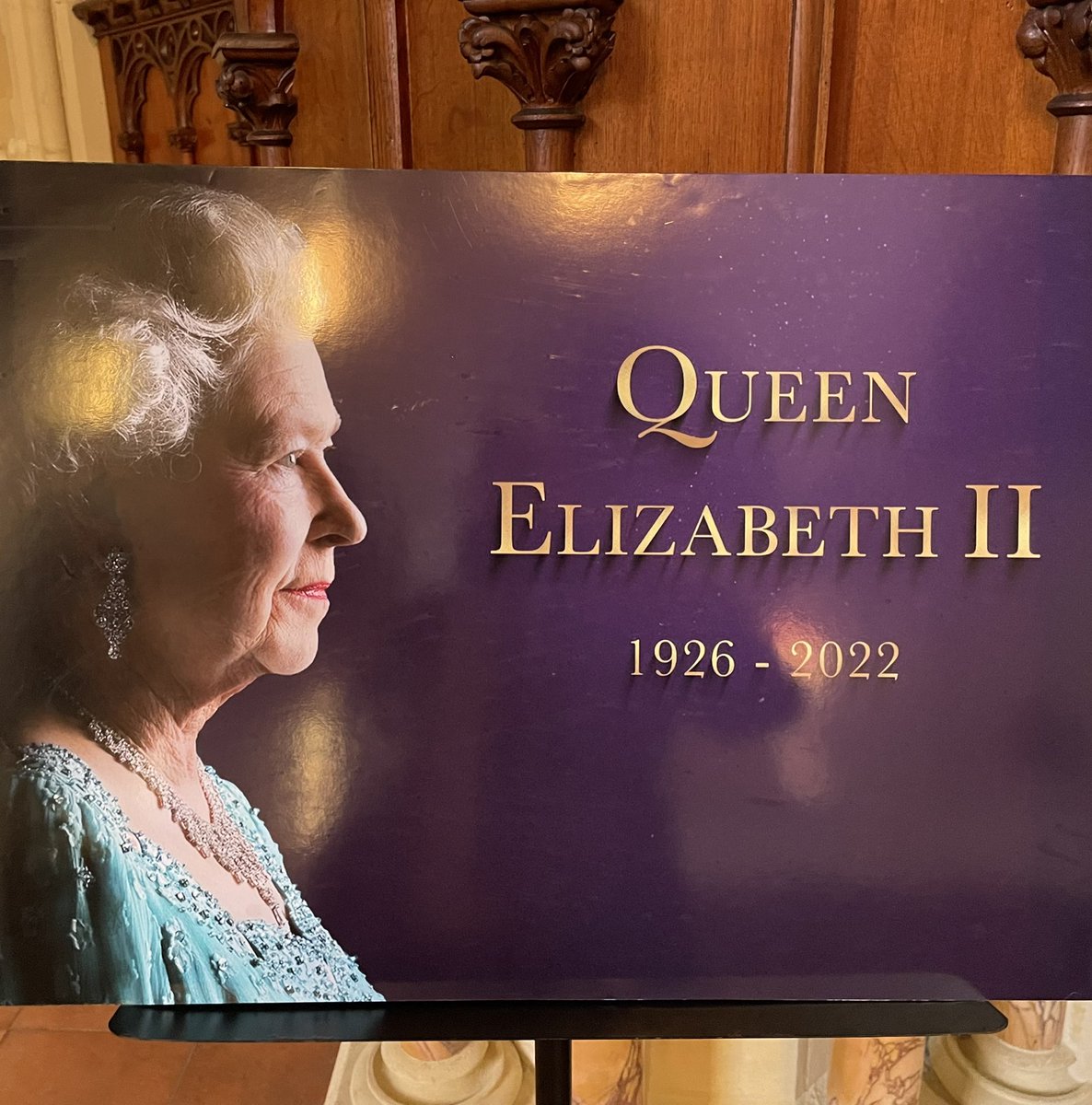 sebpollngton's tweet photo. QE2 commemoration today at Christ Church in Naples for UK & Canadian forces🇬🇧🇨🇦 She visited Naples on @britanniayacht (1961) #LifeWellLived #HMQ #UKAF #ServiceCommunity @DefenceHQ @UKinItaly @DioceseInEurope @BritishArmy @RoyalNavy @RoyalAirForce @CanadianUK @CanadianForces https://t.co/STCrPOgJq8