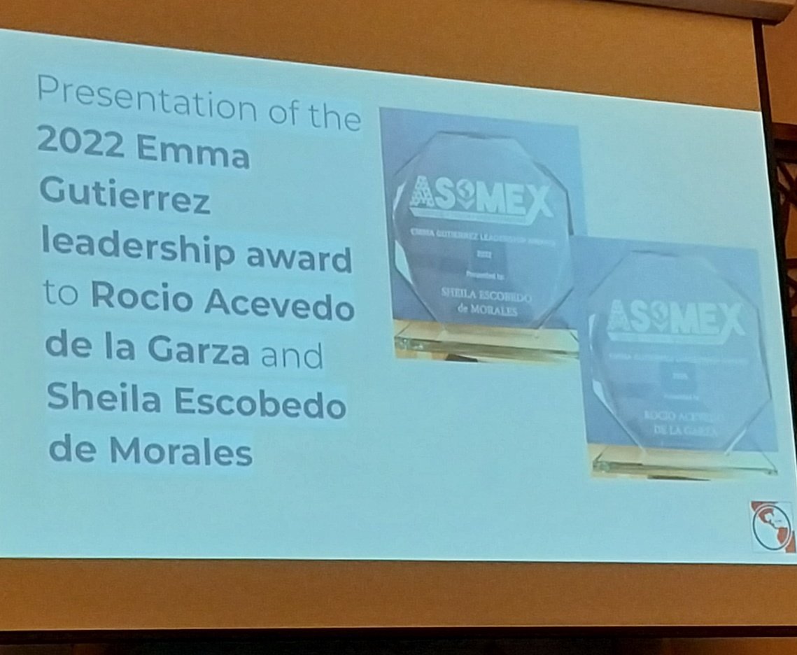 Today, I accepted the Emma Gutierrez Leadership Award! Thank you ASOMEX and @TriAssociation! @ComandariJaime @paulisanchez7 @geg_guate @betzydbo