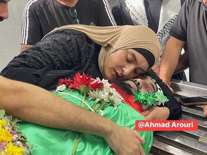 من وداع الشهي د محمد الشحام ،،
أي قهرٍ أعظم !!
اللهم اجعل ثأرنا على من ظلمنا …