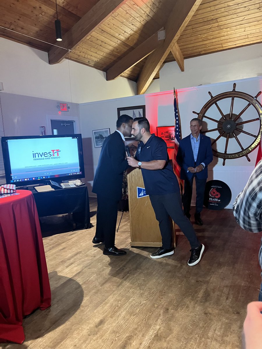 adam_benna's tweet photo. What an incredible night to join the @CGroveChamber and speak with many local business owners! Big thank you to @MIAJewishHealth for inviting me to join. Great to meet and talk with some of the former @FlyPanAm flight attendants! #coconutgrove #FLHD114 https://t.co/fC04P88o8b