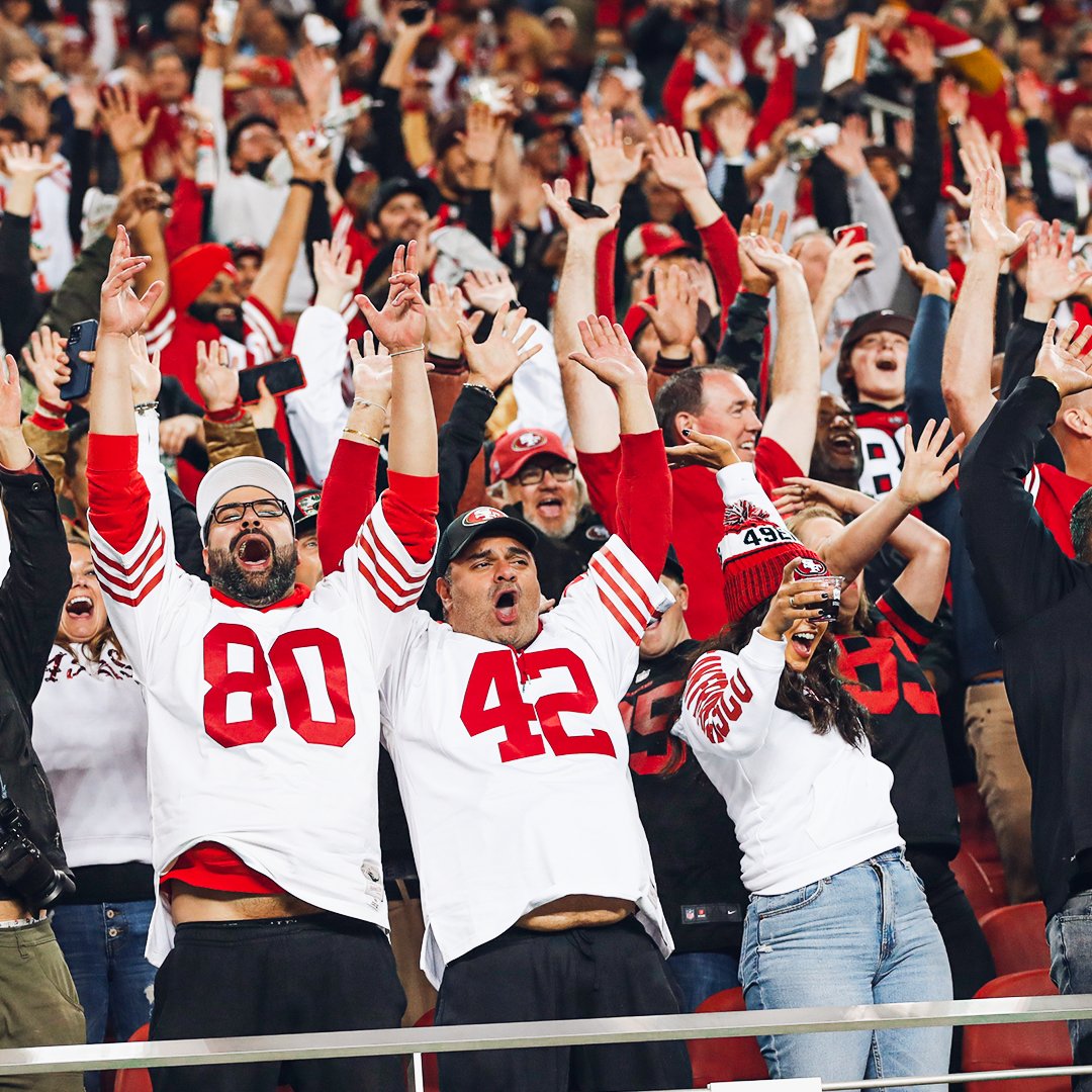 49ers's tweet image. This could be you! 

RT for the chance to win two tickets to #MNF ✨ #LARvsSF 

No purchase necessary. Official rules: 49rs.co/3QgcMbu