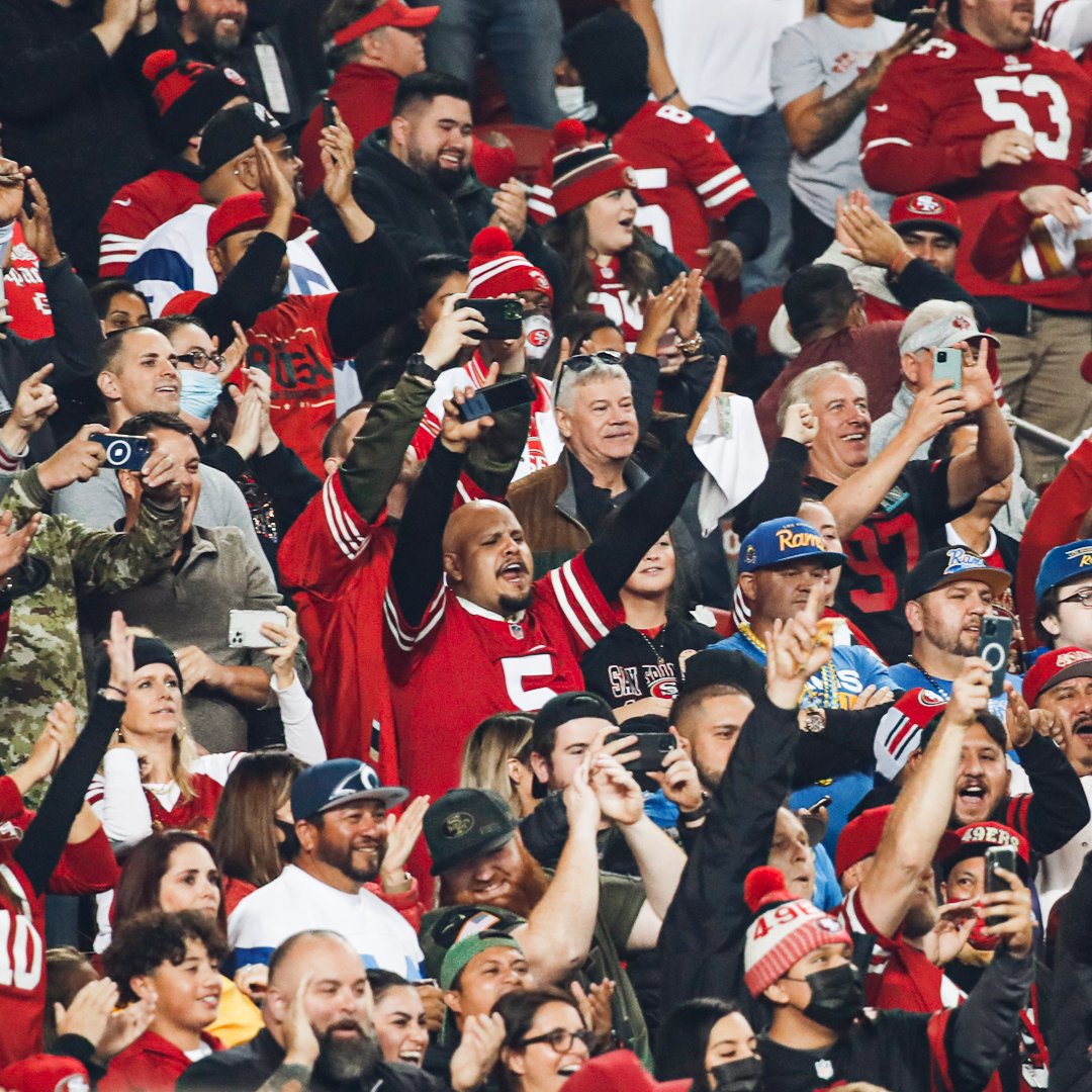 49ers's tweet image. This could be you! 

RT for the chance to win two tickets to #MNF ✨ #LARvsSF 

No purchase necessary. Official rules: 49rs.co/3QgcMbu