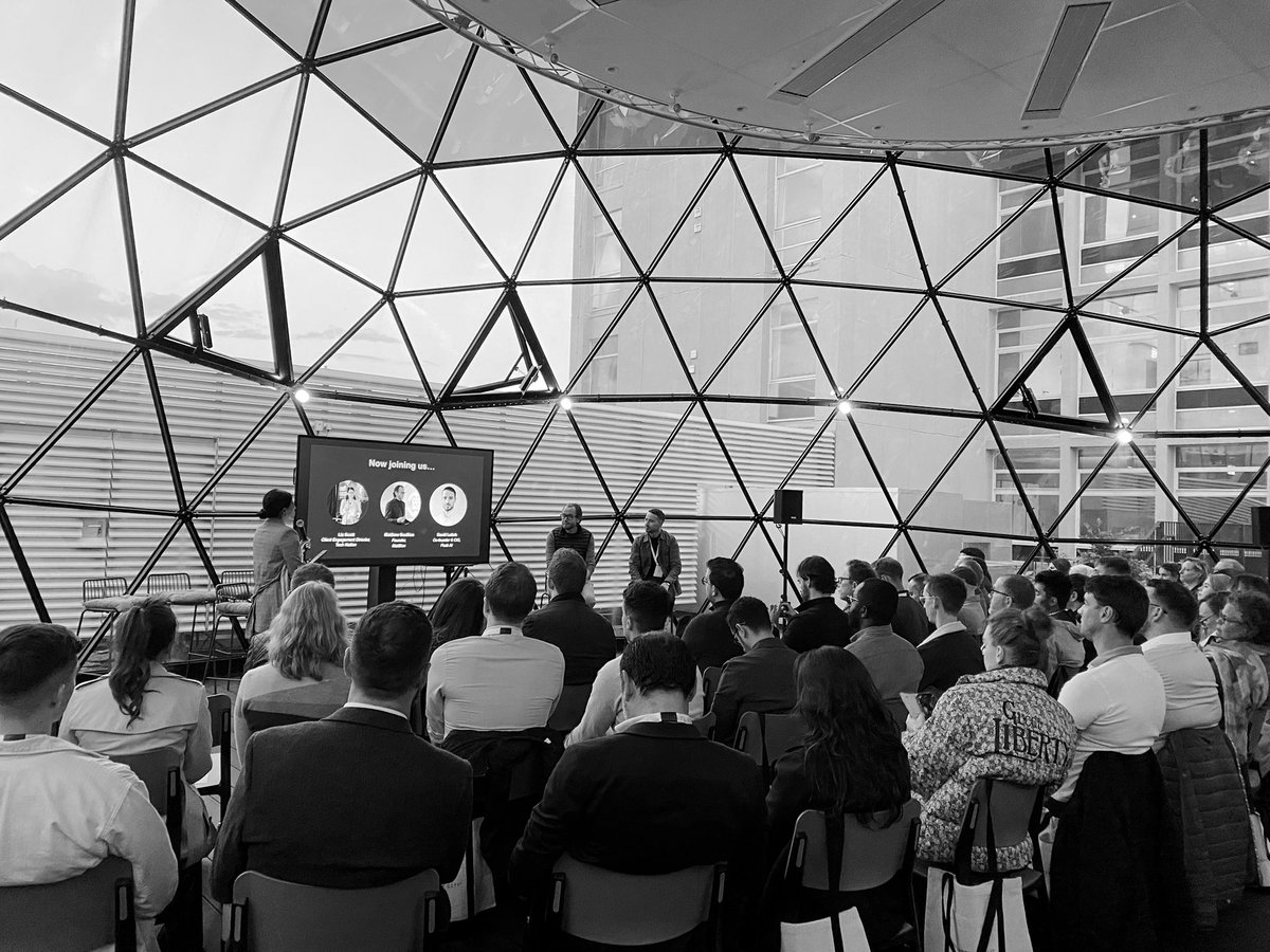 OccMindGroup's tweet photo. Great night with @TechNation @tn_northwest @ECUK_Mcr @Peak_HQ @matillion and many other awesome #tech companies - roll on collaborating, supporting each other and the entrepreneurial playbook to overcome current economic challenges 🚀 📈 https://t.co/fUYoOBmNH5