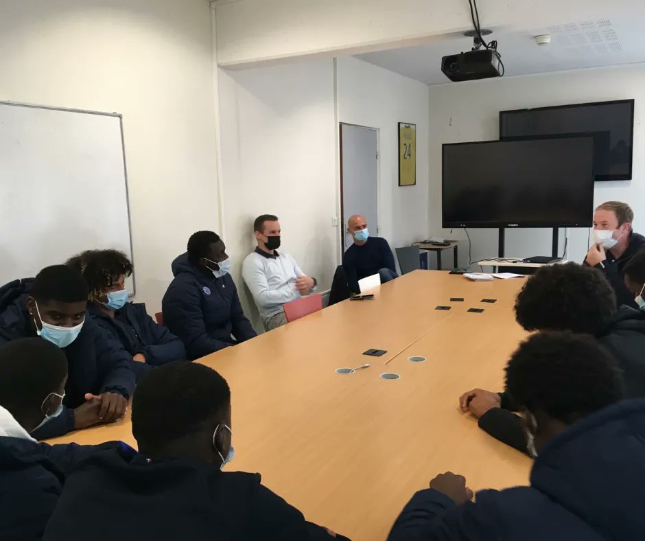 Foot Ensemble tweet media