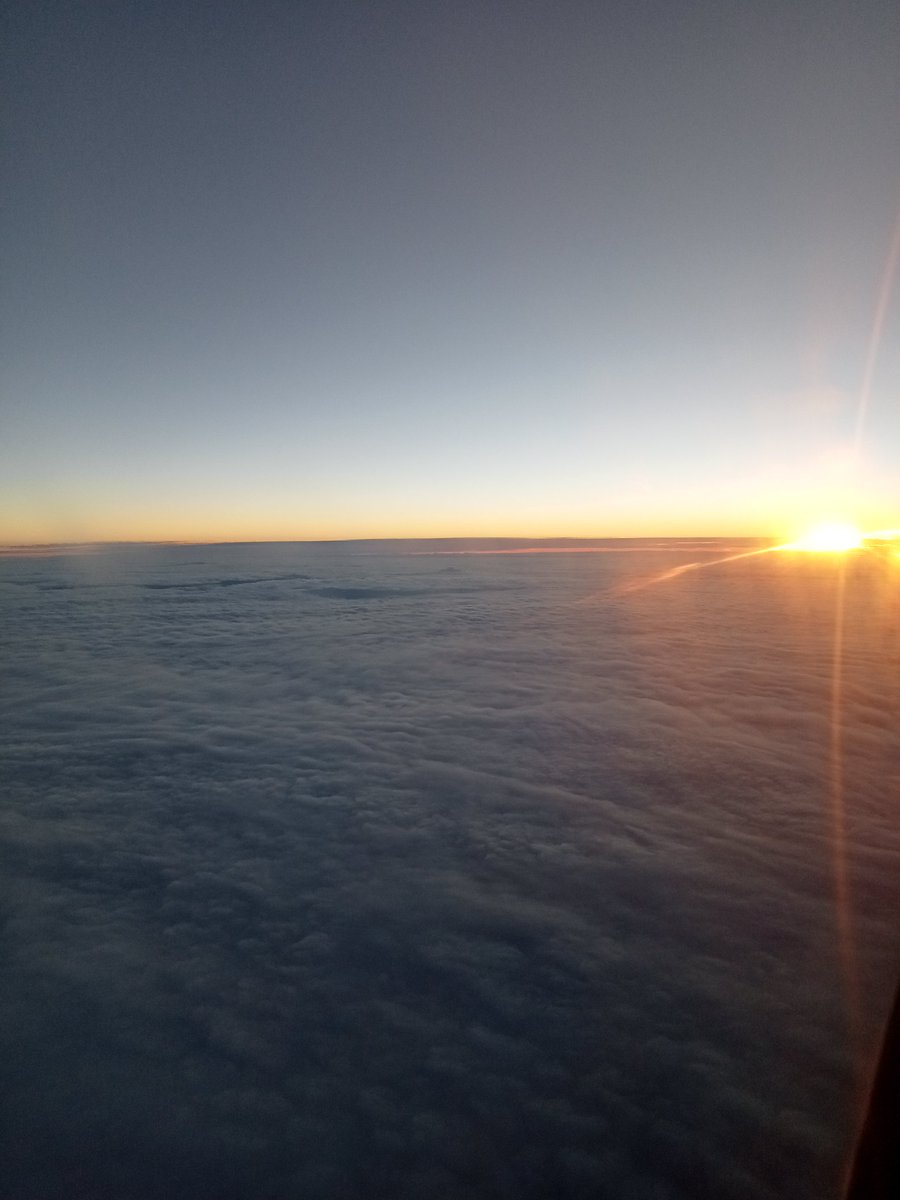 Quantumology's tweet photo. @ReineM Ahhh...one of the imponderables of being so small in a world of illusions we don't understand. https://t.co/6FyX00xNzq