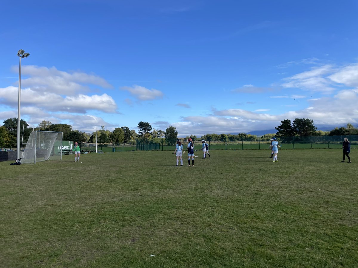Great day down in Kingussie yesterday for our S1/2 Girls first ever tournament! The girls all played so well together and seemed to enjoy their day, winning 3 games, drawing 1 and losing 1! Thanks to @KingussieHigh for hosting! Thanks to our Shinty Ambassadors for coaching too!