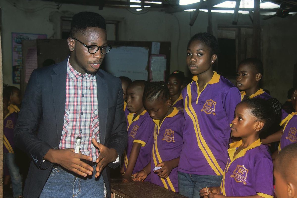 archvisionng's tweet photo. #CSRStories
Throwback to The Career Education CSR Initiative at Hiktoas Community School Ajiran community, Lekki Lagos.

A former staff (now Digital Media Consultant and Youth Ambassador), @tosinikuyinminu led the “Career Day” event.
To learn more visit🔗

https://t.co/HE5m43A3OQ https://t.co/b7uVVdYLEl