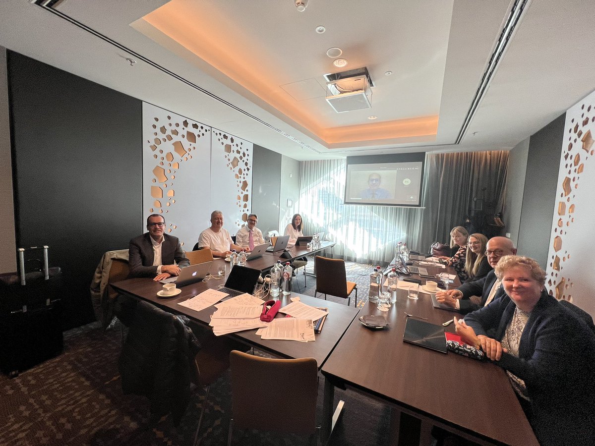 Our #eauguidelines Board on a #brainstorming meeting to define next projects for our Guidelines. Self-assessment, interaction, implementation and new ways of dissemination are coming.! Always for ensuring we continue to deliver the best guidelines for improving healthcare!