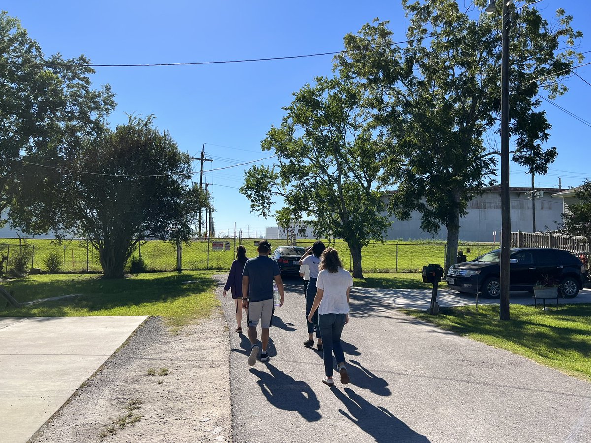 Ben Goloff (@benjamingoloff) on Twitter photo As #Ian rips through the SE, John Beard and community leaders are leading a toxic tour of Port Arthur, TX. The consequences of environmental racism could not be clearer.
Cc <a href="/POTUS/">President Donald J. Trump</a> who can stop approving fossil fuel projects & declare a #ClimateEmergency. #PeoplevsFossilFuels As #Ian rips through the SE, John Beard and community leaders are leading a toxic tour of Port Arthur, TX. The consequences of environmental racism could not be clearer.
Cc <a href="/POTUS/">President Donald J. Trump</a> who can stop approving fossil fuel projects & declare a #ClimateEmergency. #PeoplevsFossilFuels