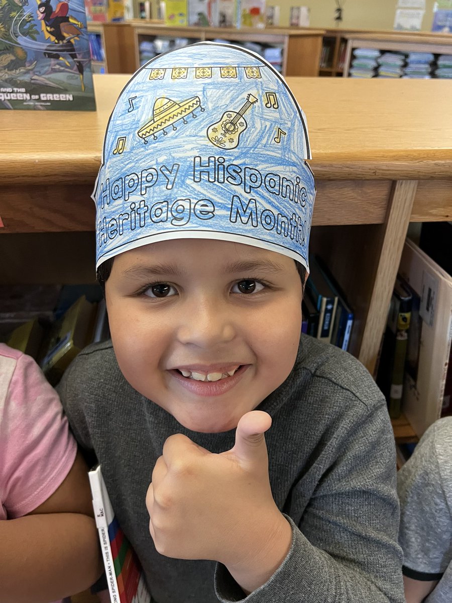 LibEricksen's tweet image. We celebrated Hispanic Heritage Month in the library today! 📚 👑 #librariesrock #HispanicHeritageMonth @HammondTerrilyn @NYBookDr @RCSDsch5 @RCSDLibraries @RCSDNYS