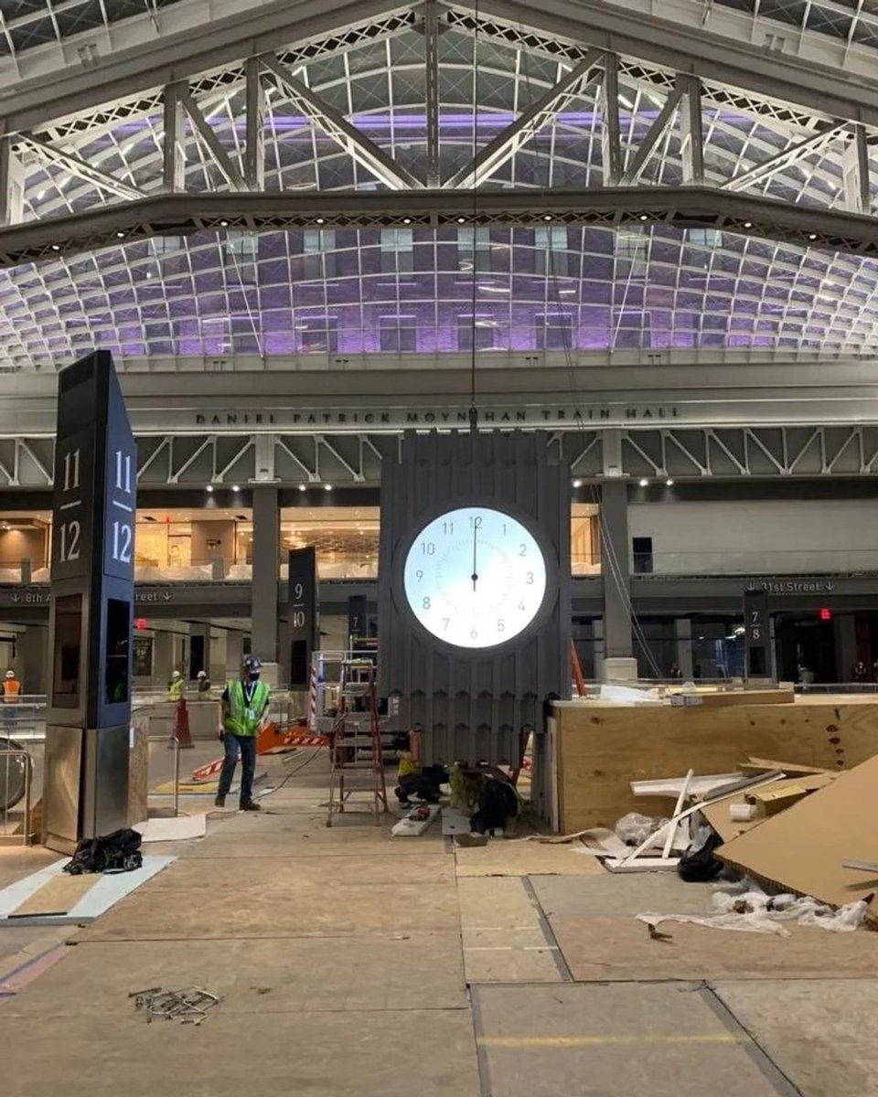 TPH_PS's tweet photo. TPH developed the means and methods for rigging the Moynihan Station clock which weighed almost 5000 lbs. 
https://t.co/KRwTdoZaxe
#cranes #construction #nyc #masterrigger #riggers #rigging #master #rigger #clock #moynihanstation https://t.co/tnr237NjPD