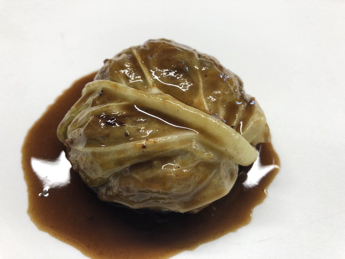 Más cosas de <a href="/xeito1920/">Xeito1920</a> en Madrid: caldo gallego (de categoría), empanada de chipirones y wakame, caldeirada de lubina y pescadilla, col rellena de carne de vaca. Nivel.