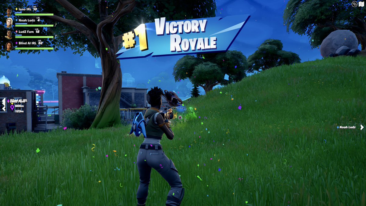 It’s a family thing.

#FortniteSeason4 
#squadgoals