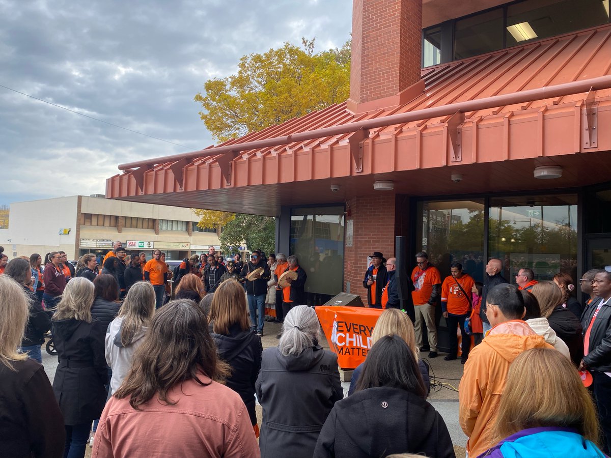 AthabascaTC's tweet photo. The Community Gathering and Walk is happening now for National Day for Truth and Reconciliation. Please take some time to learn more at https://t.co/66LBQ68bfu
#NDTR #OrangePath #OrangeShirtDay #indigenouspeoples #truthandreconciliation #reconciliation #indigenousexperience https://t.co/7megPAWH0d