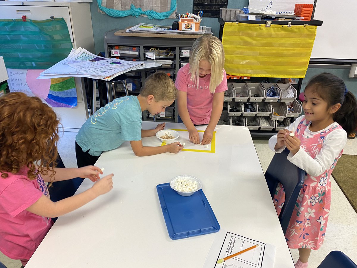 EmmettMichele's tweet photo. Working on our engineering skills with @Mrs_EschD in our first designing Dolphins! Great work Kinder! @Donald_ES #lisdgt #donaldstem https://t.co/RrEozGMmcO