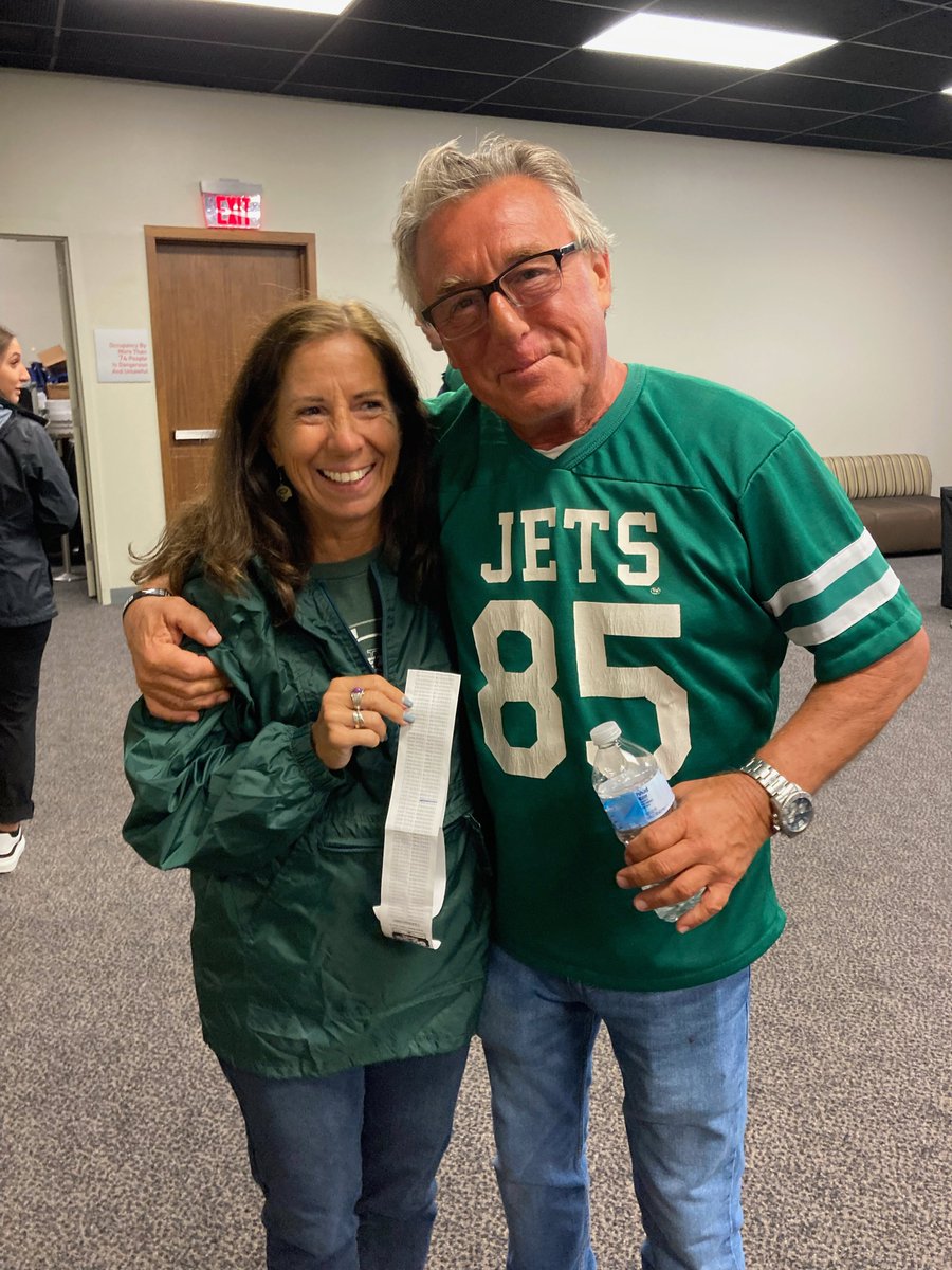 nyjets's tweet photo. At this past Sunday's game, we had our second-highest 50/50 total EVER with $96,464.

That means @CityServeHQ will receive $48,232 to support humanitarian efforts in Ukraine 🙏 https://t.co/jHBPeUVMdo
