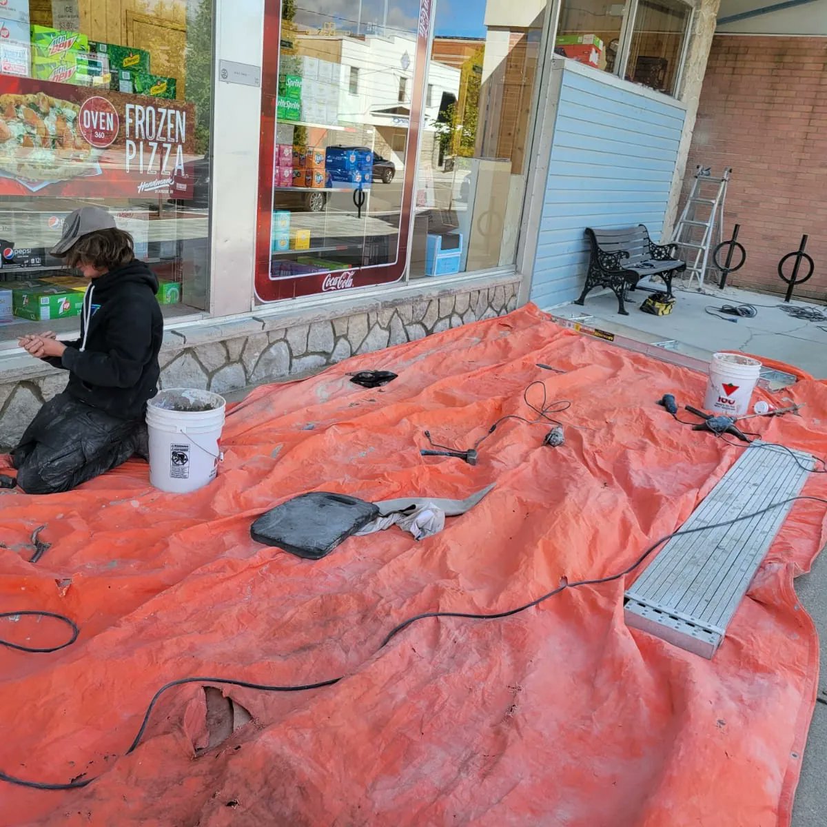 pjmasonry's tweet photo. Repointing the exterior #stonewall at Sanford and Son Supermarket in Kingsville On.  #yqg # #windsorontario #customdesign #architect #customwork #construction #realestate #restoration #masonry #contractor #brickwork #homeimprovement #stonework #preservation #exteriordesign https://t.co/5sHgUEtMUV